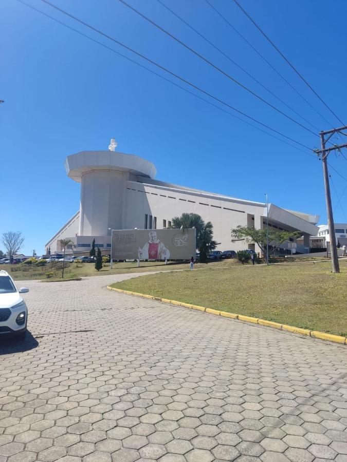 公寓 Apto A 300 Metros Da Cancao Nova. Da Fe